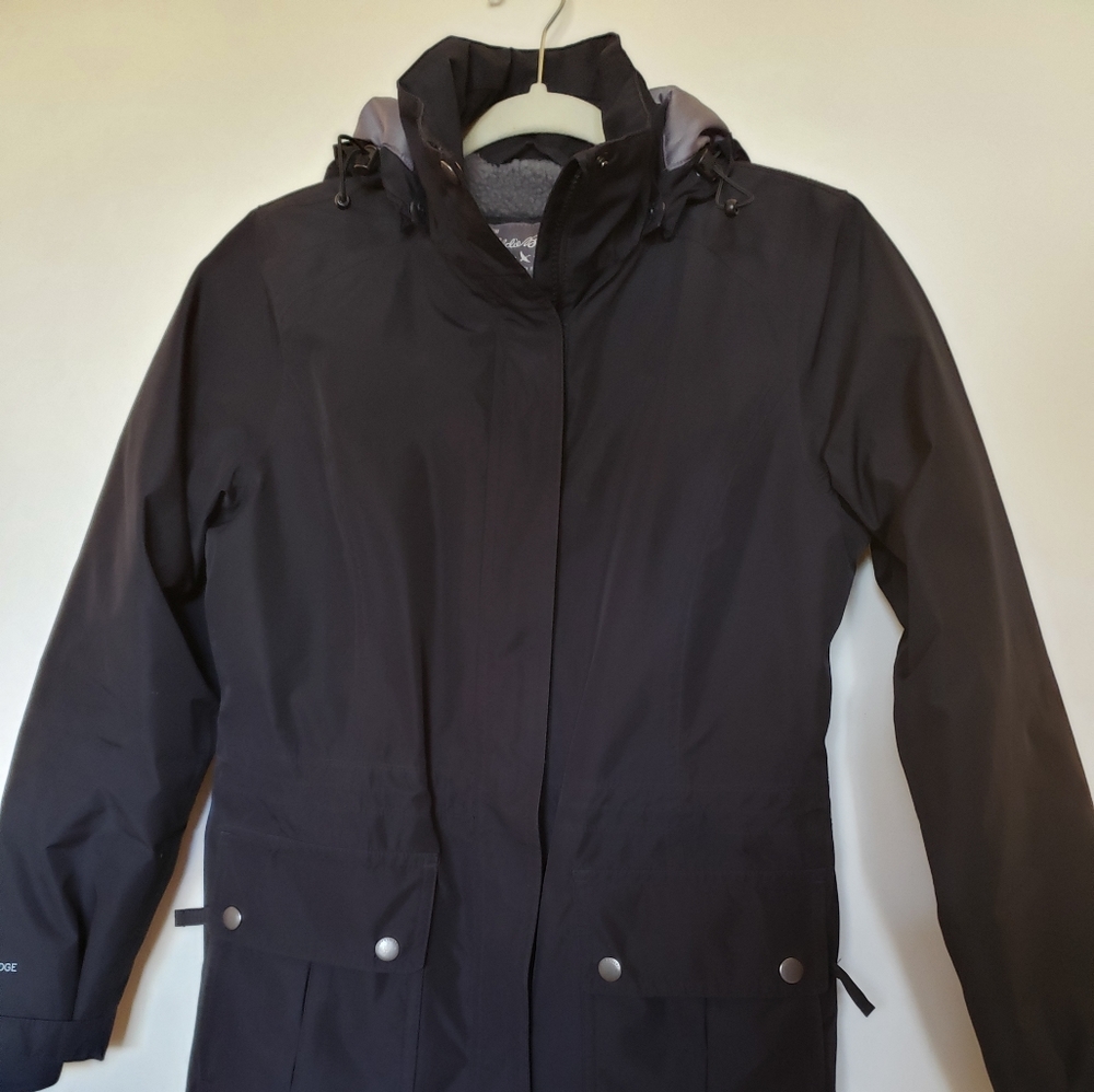 Down jacket with fleece lining